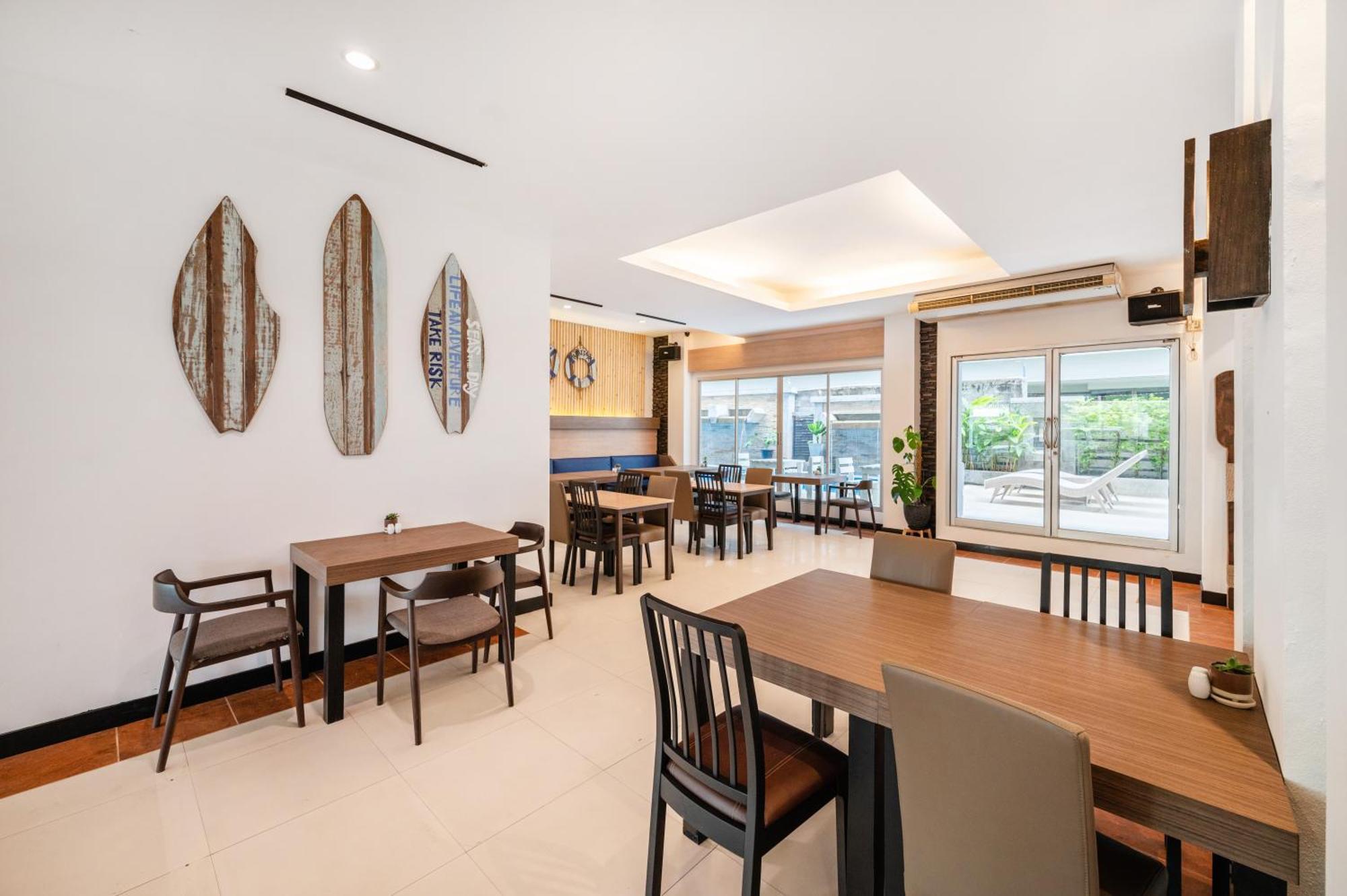 Kokotel Pattaya South Beach Esterno foto